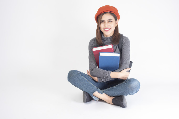 岳阳第一职业中等专业学校2023年报名学费多少钱